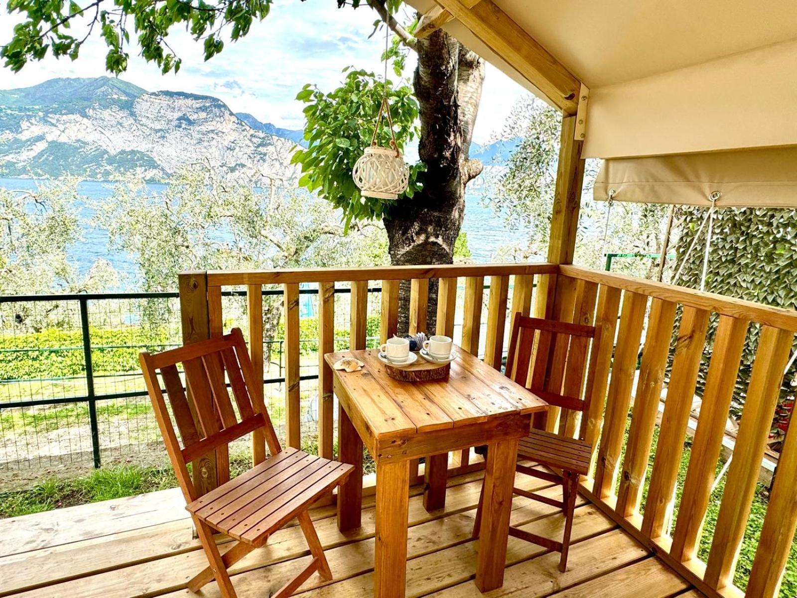 Camping Monja Hotell Brenzone sul Garda Exteriör bild