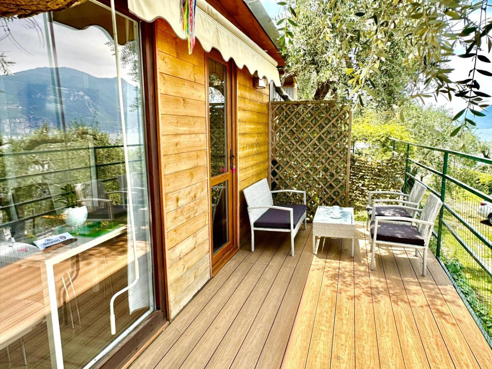 Camping Monja Hotell Brenzone sul Garda Exteriör bild