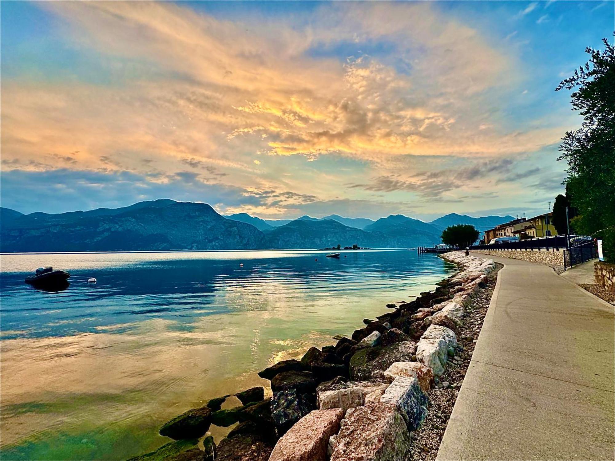 Monja Camping Village Brenzone sul Garda Exteriör bild