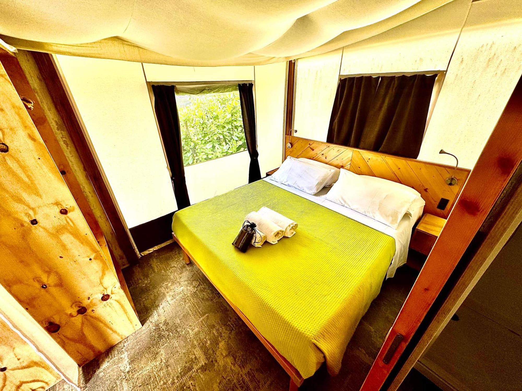 Monja Camping Village Brenzone sul Garda Exteriör bild