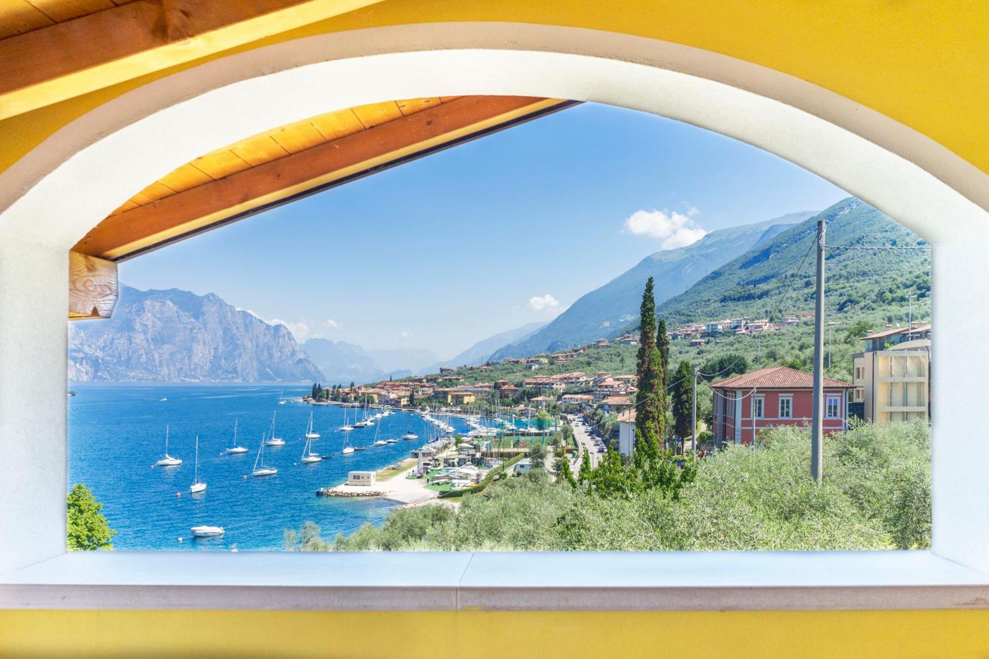 Camping Monja Hotell Brenzone sul Garda Exteriör bild